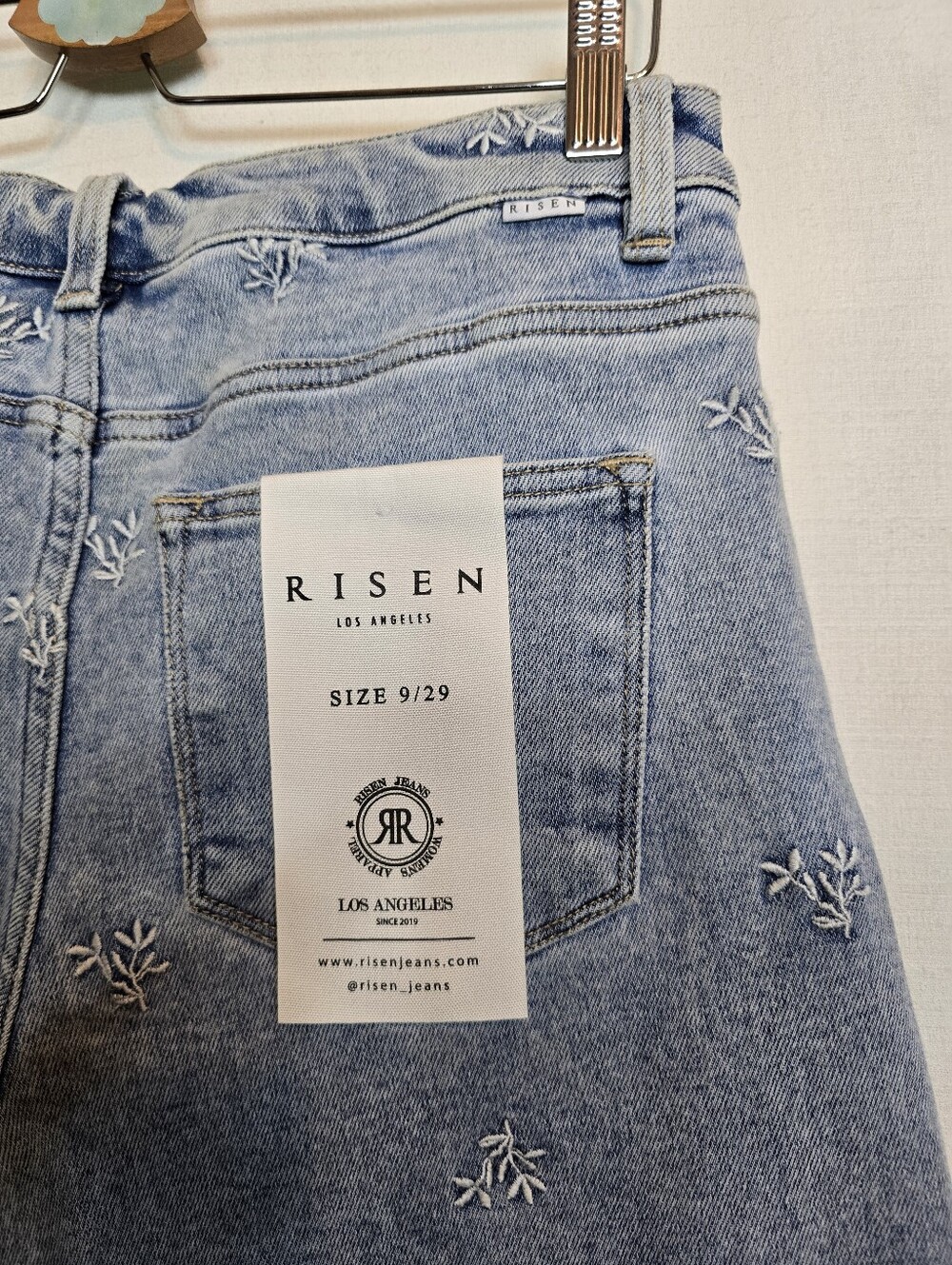 LAST PAIR! Risen Jeans High Rise Leaf Embroidered Barrel Jeans 9/29 NWT - Picture 9 of 16